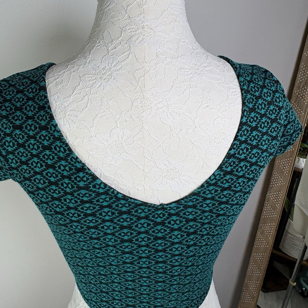 LA Hearts Womens M Teal Crop Top Indie Sleaze Geometric Rayon Blend - Picture 6 of 13